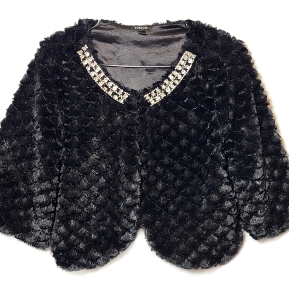FOREVER Lightweight cape with bling on top